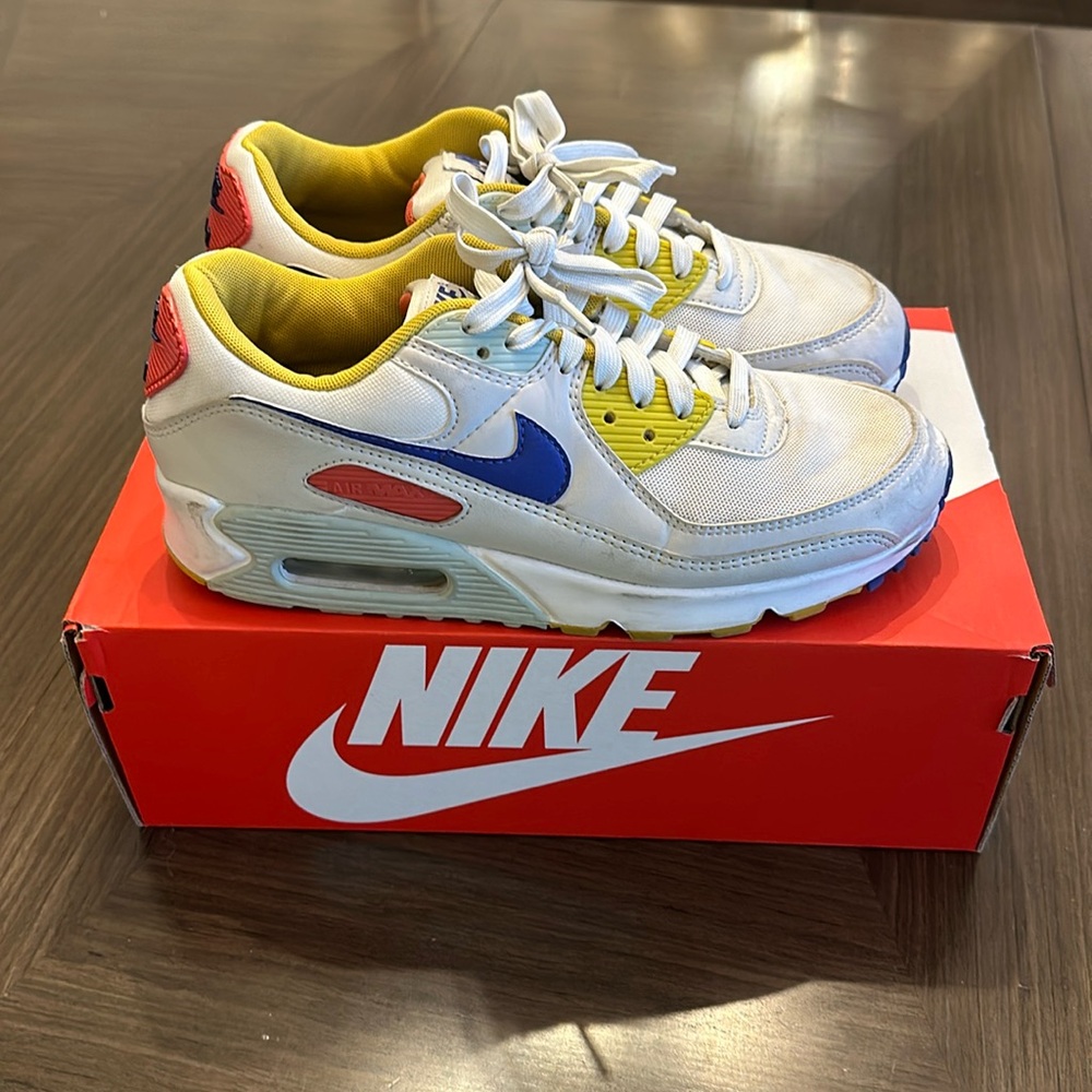 Women’s AirMax 90 Nike Size 9.5